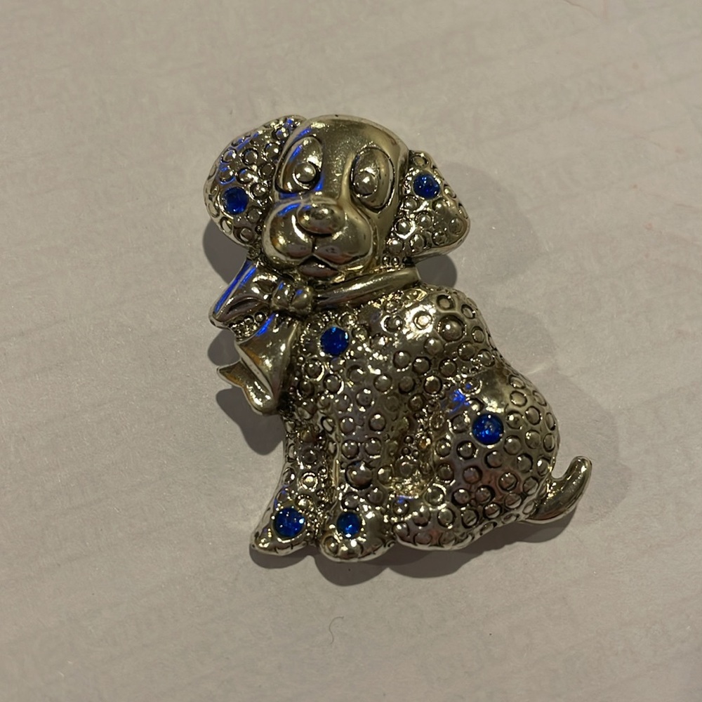 Vintage cute dog brooch with sapphire accents